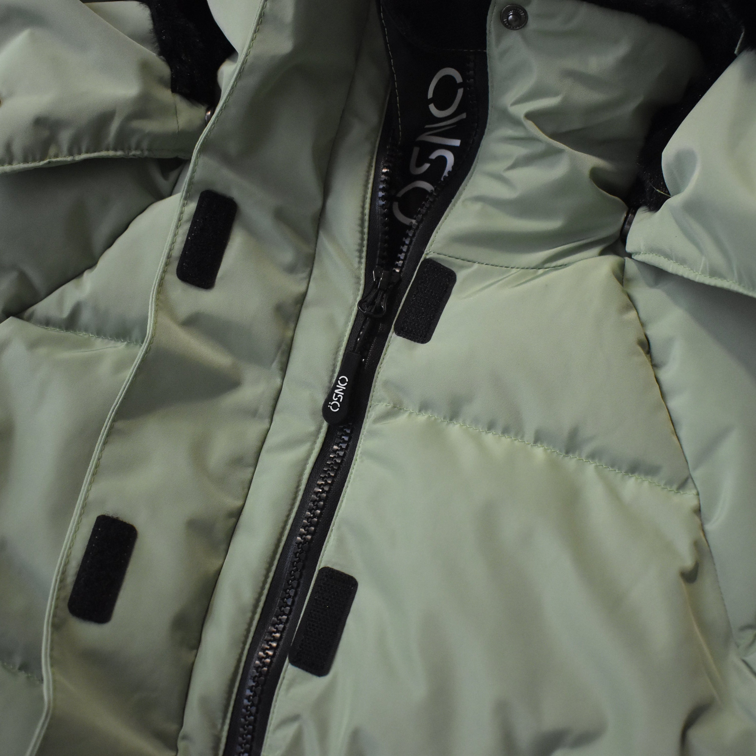 Nikki’s Cropped Ski Jacket & Pants Snowsuit