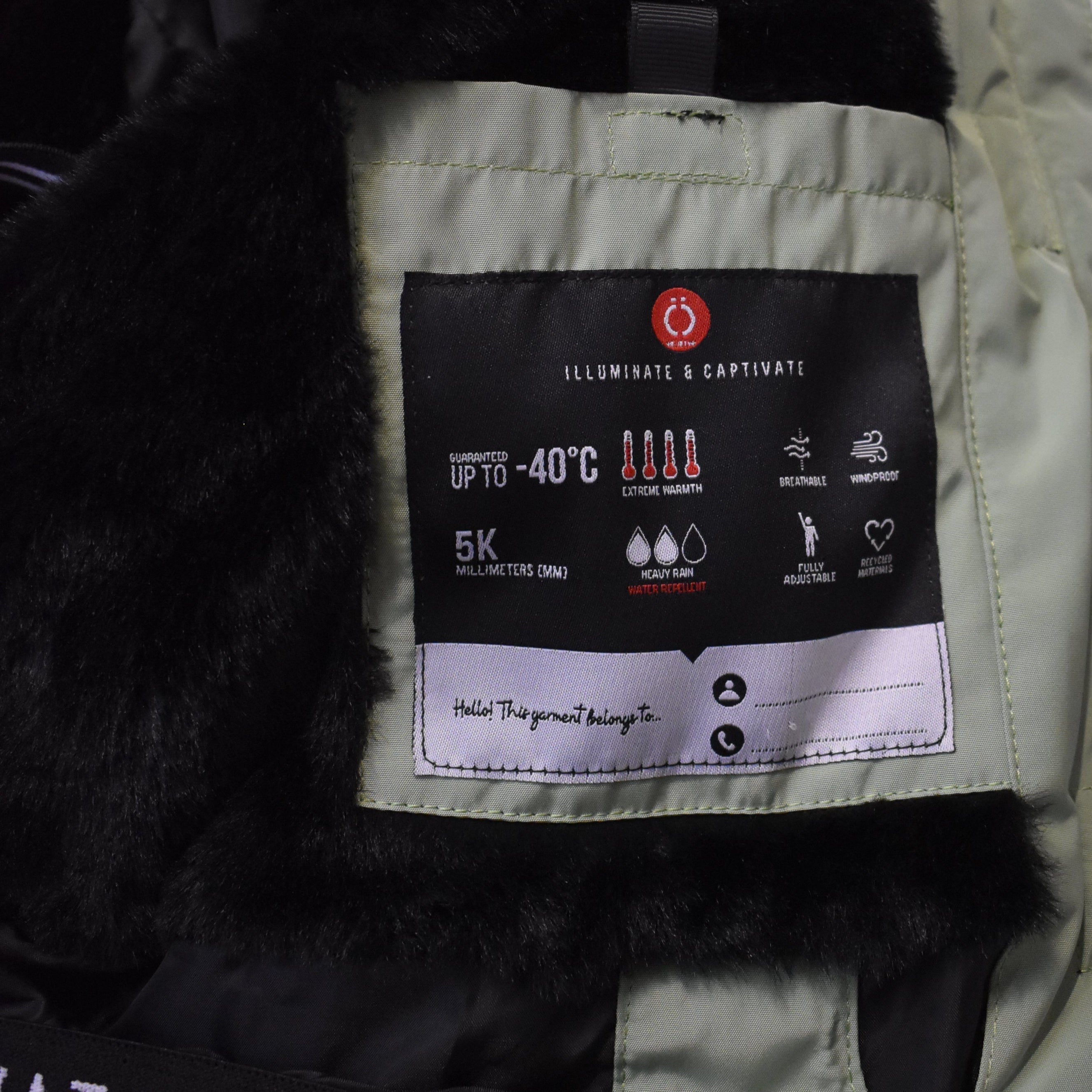 Nikki’s Cropped Ski Jacket & Pants Snowsuit